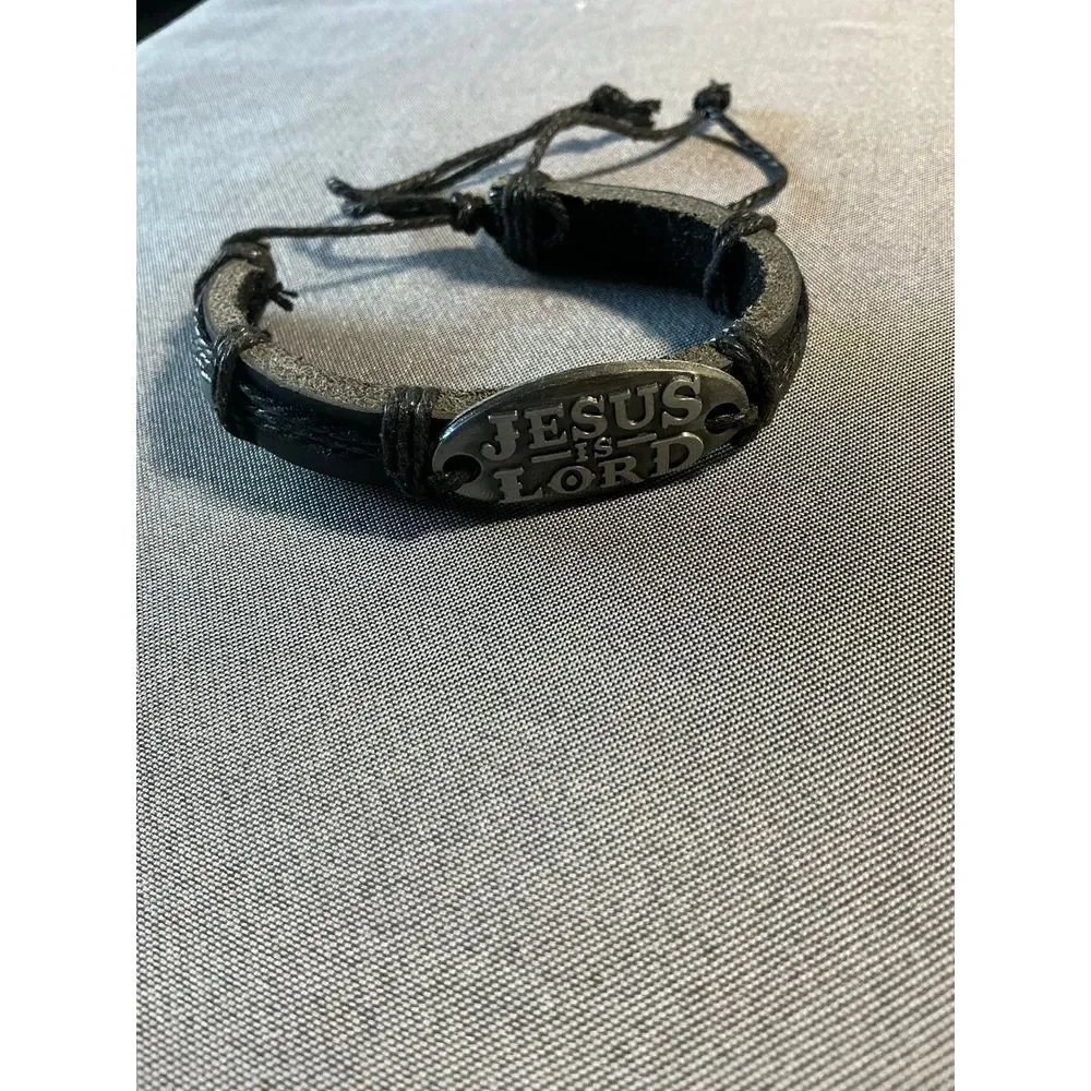 Religious faux leather bracelet‎